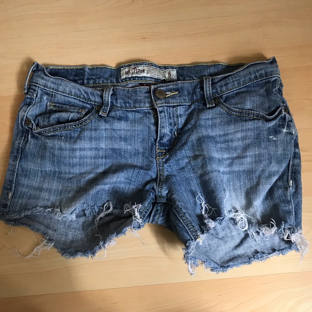 Hollister jean shorts